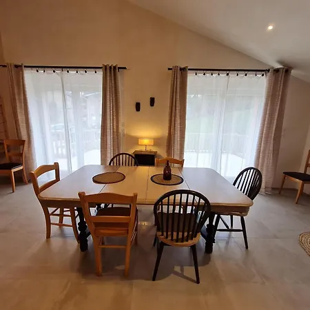 Renove Avec Terrasse Et Parking En Campagne - Fr-1-584-397 * Repaix