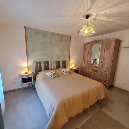 Casa de Campo Renove Avec Terrasse Et Parking En Campagne - Fr-1-584-397 *