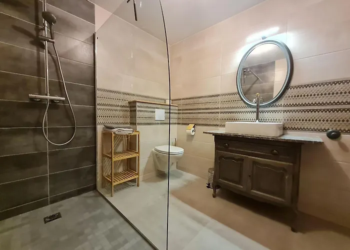 Renove Avec Terrasse Et Parking En Campagne - Fr-1-584-397 Prázdninový dům Repaix